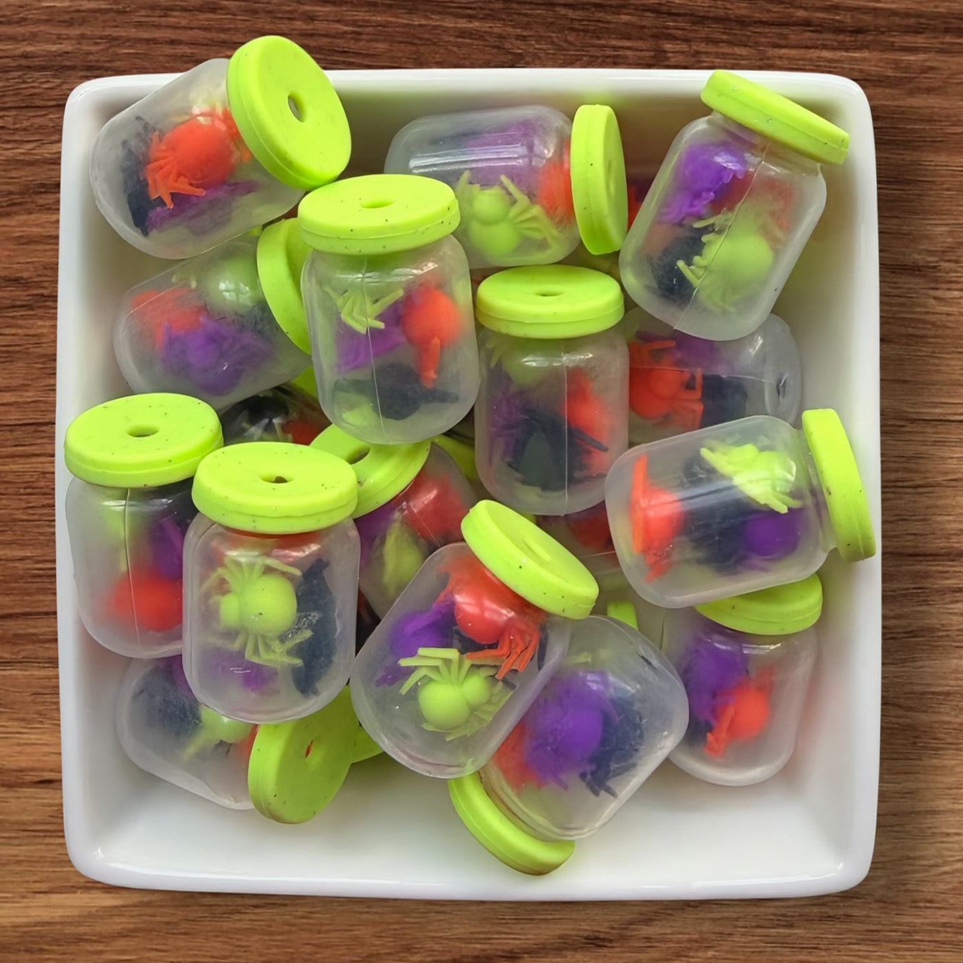 3-D Jar With Spiders Focal (Green Lid)