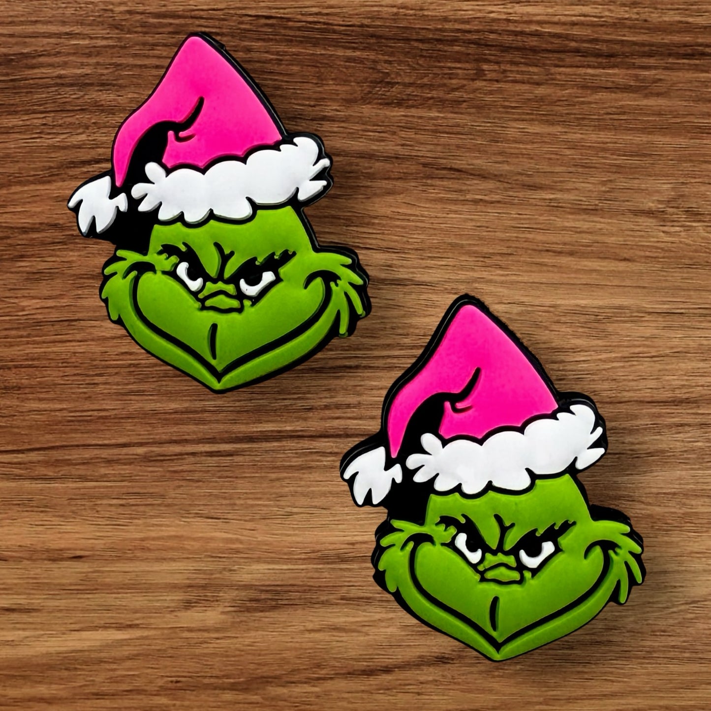 Green Guy In Hot Pink Santa Hat Focal