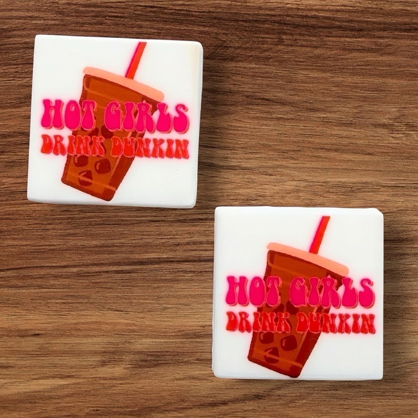 Hot Girls Drink Dunkin Focal