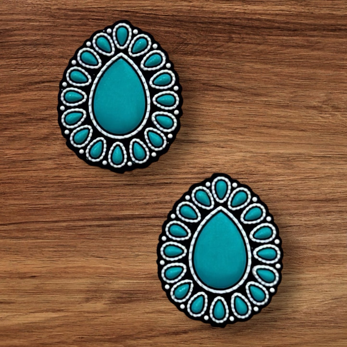 Turquoise Western Design Focal