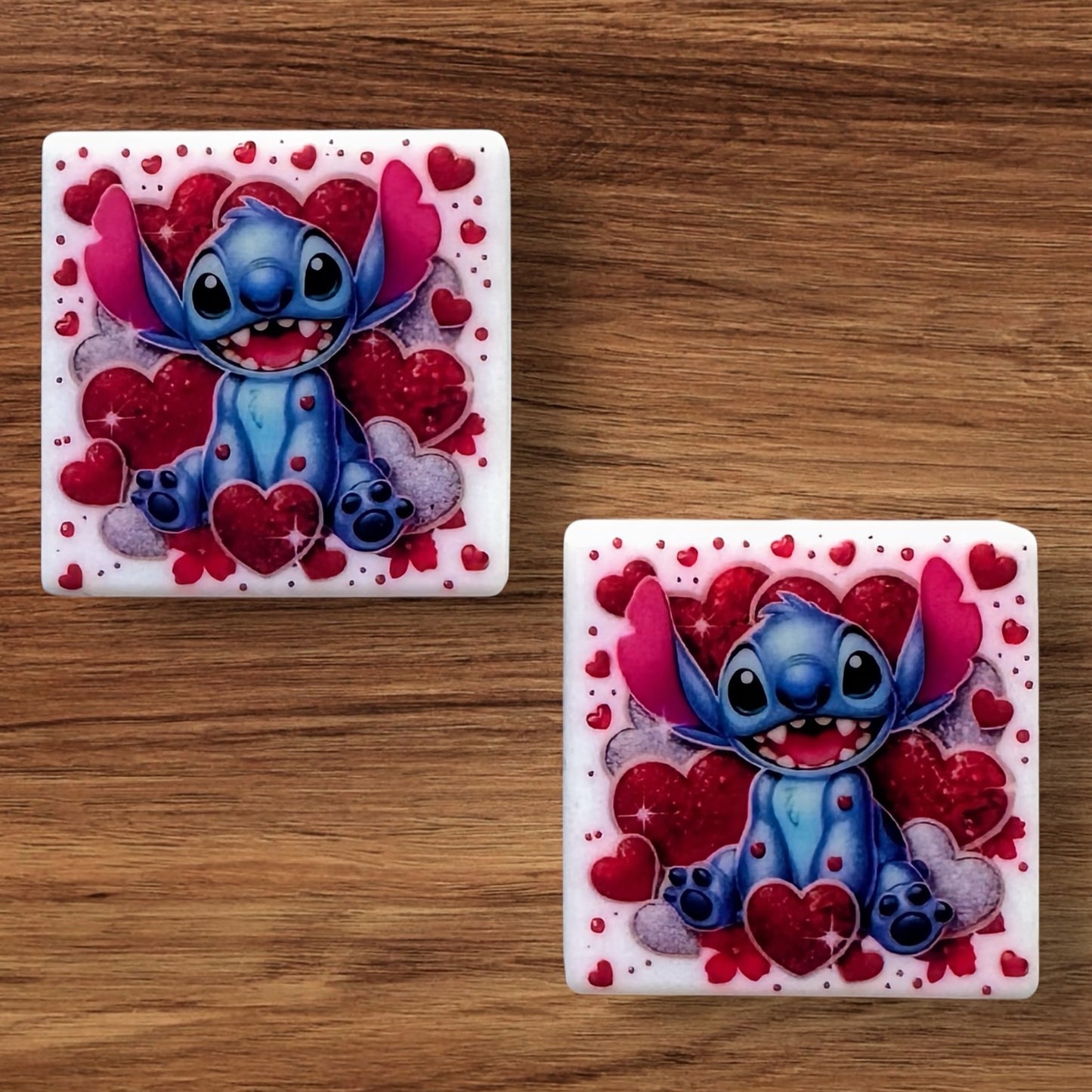 Blue Alien With Hearts Focal (Custom)