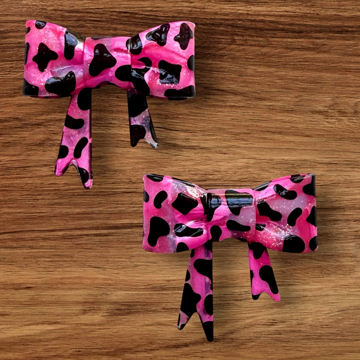 Shiny Pink Ombré Cow Print Bow Focal/Straw Topper