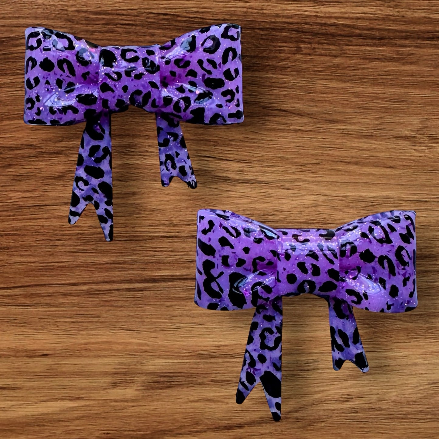 Shiny Purple Leopard Bow Focal/Straw Topper