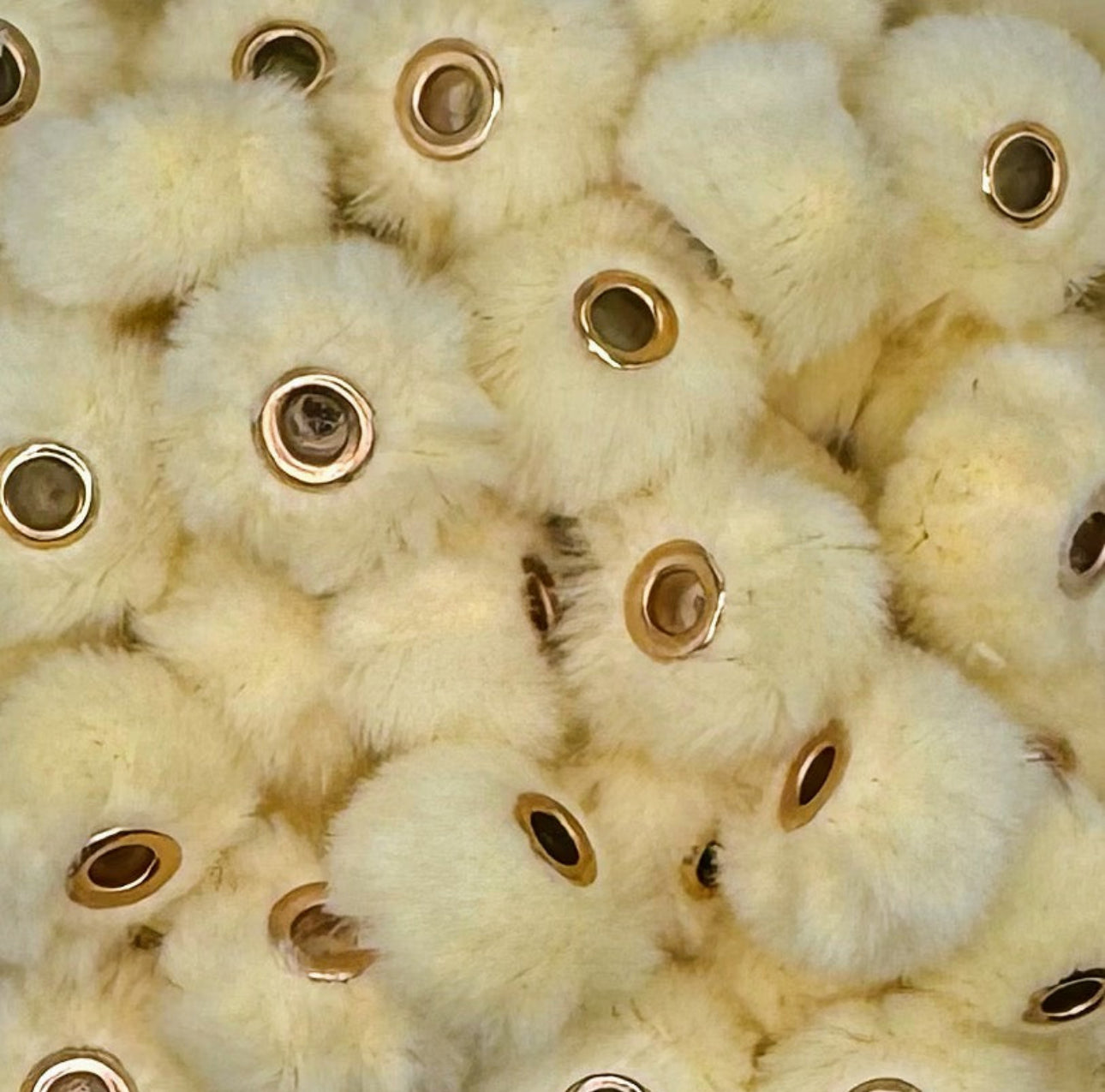 20mm Fuzzy Beads
