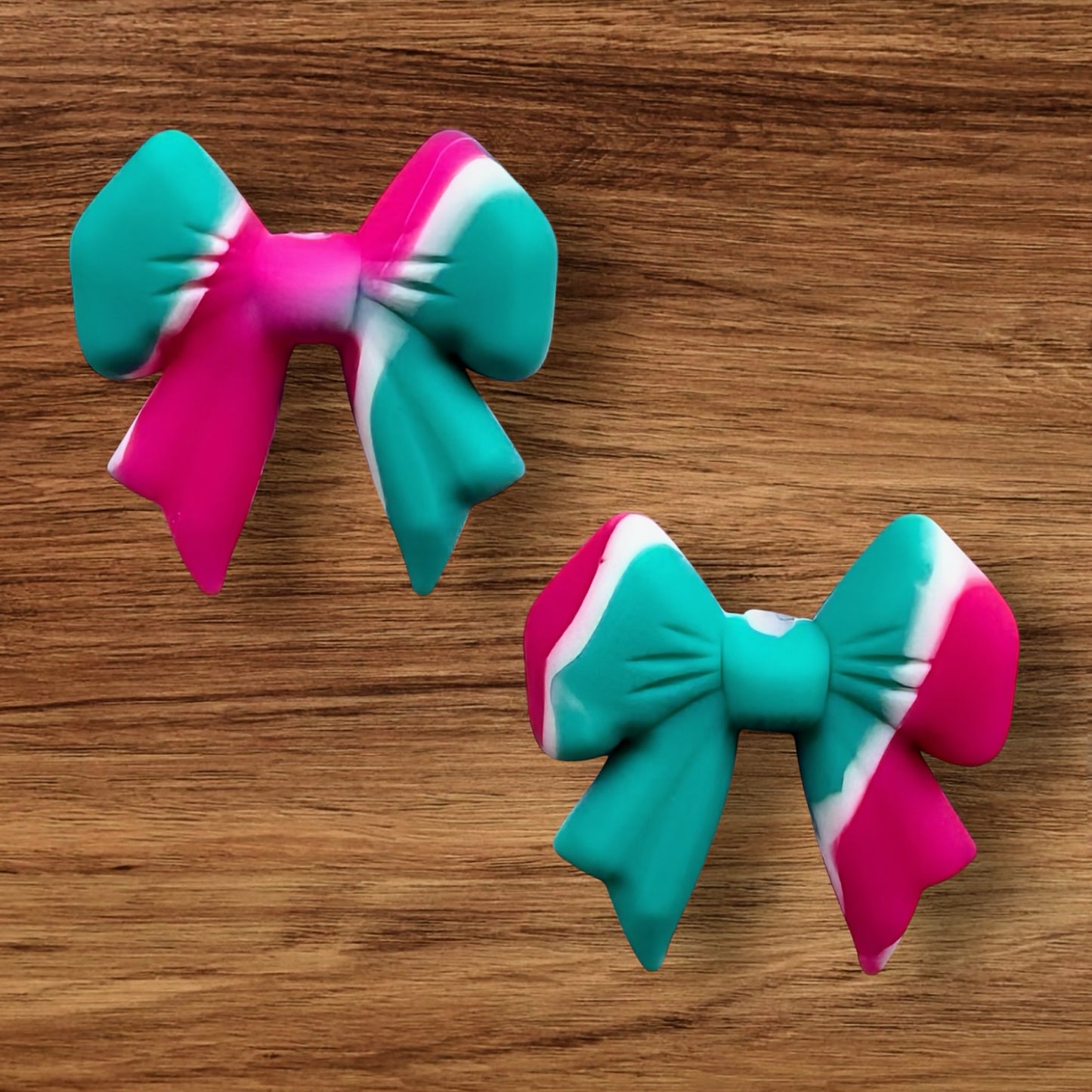 3-D Tie Dye Bow Focal