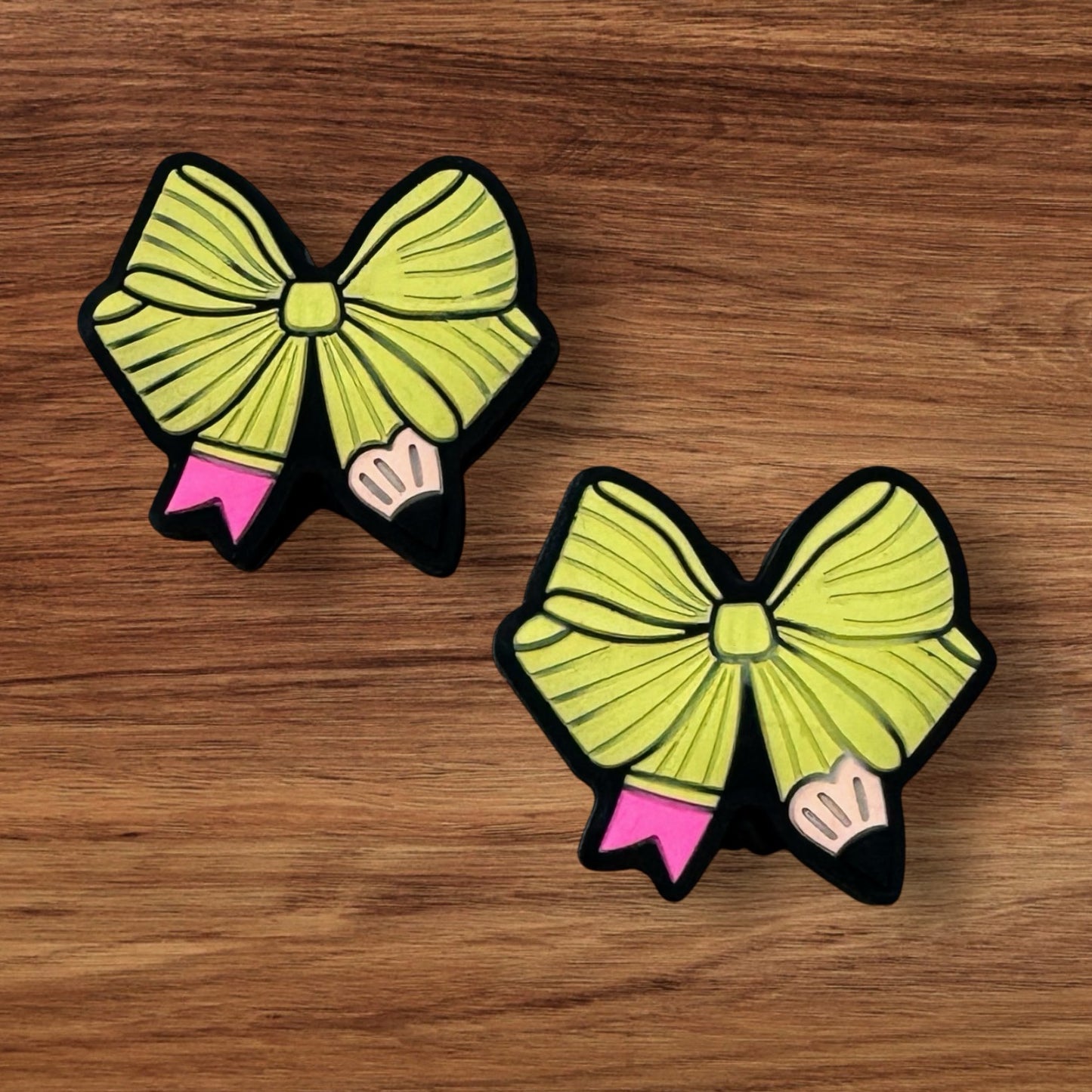 Pencil Bow Focal