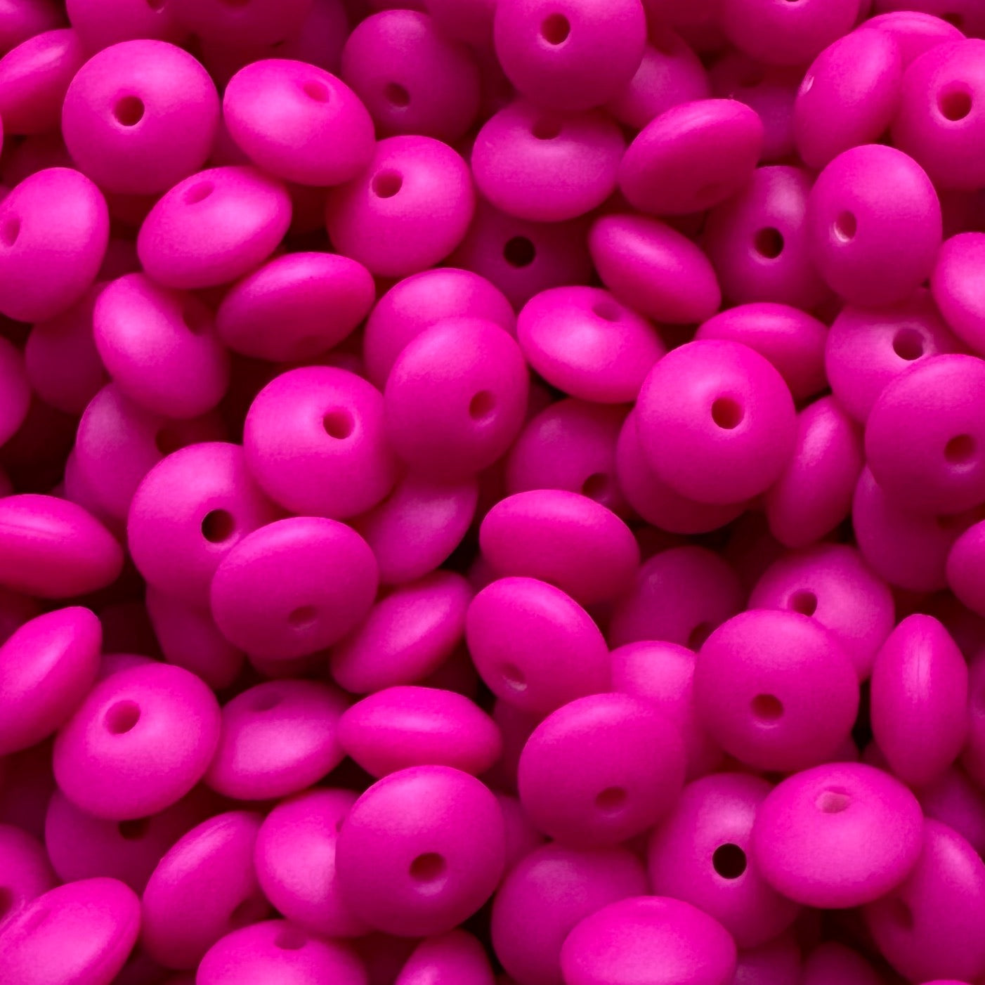 12mm Magenta silicone Lentil