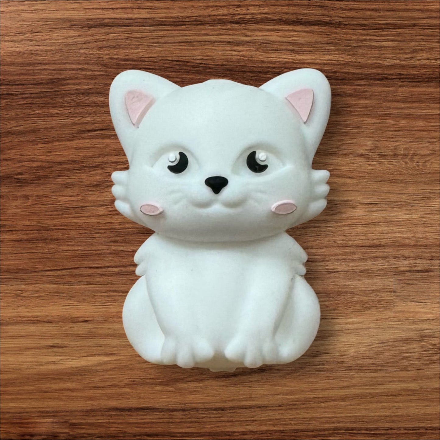 3-D White Cat Focal