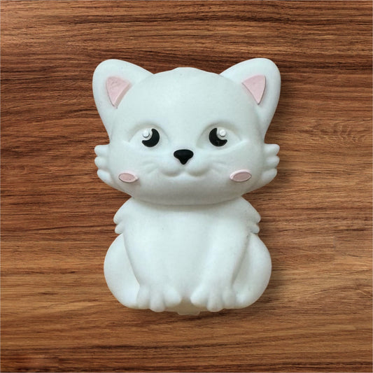 3-D White Cat Focal