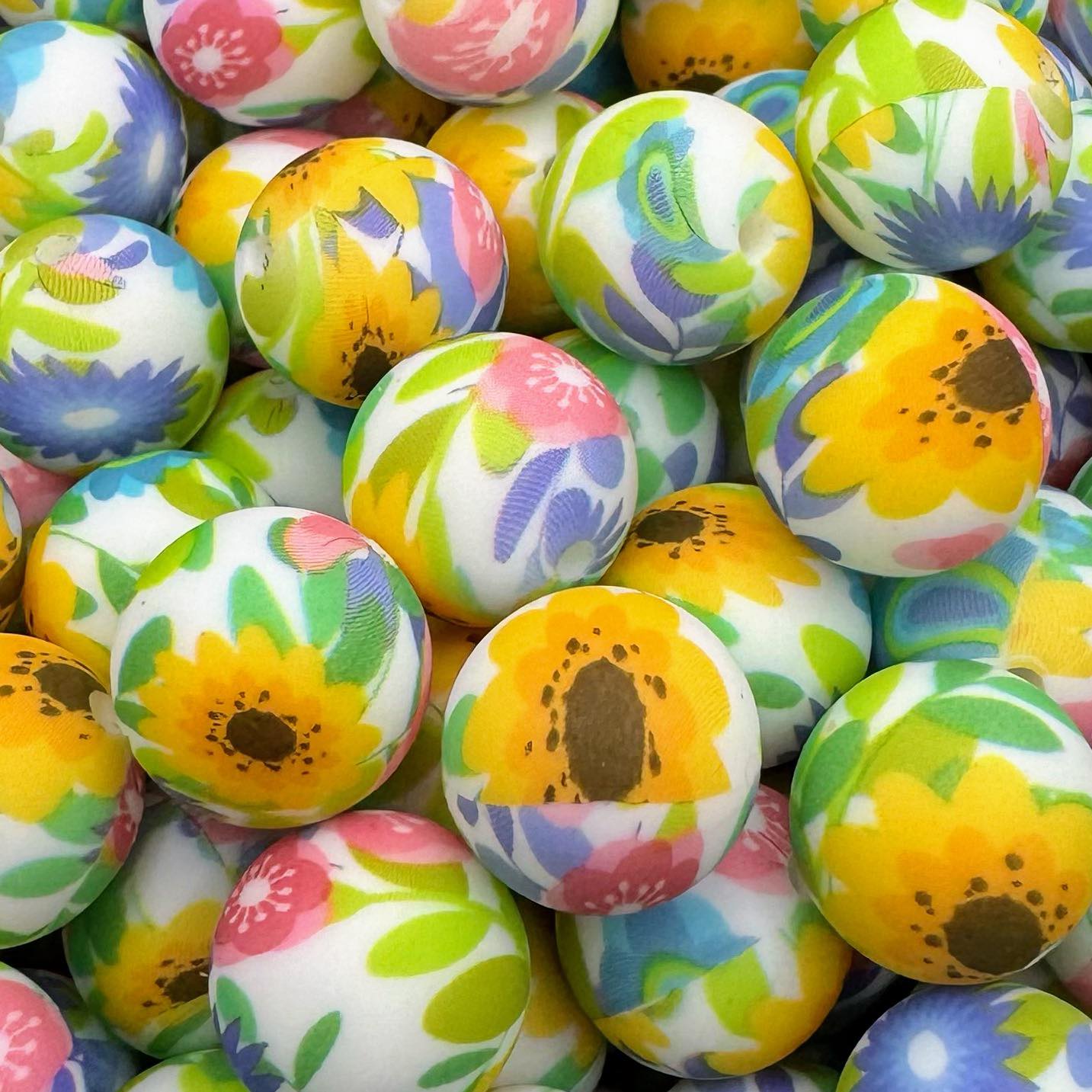15mm Colorful Yellow Flower Silicone Bead