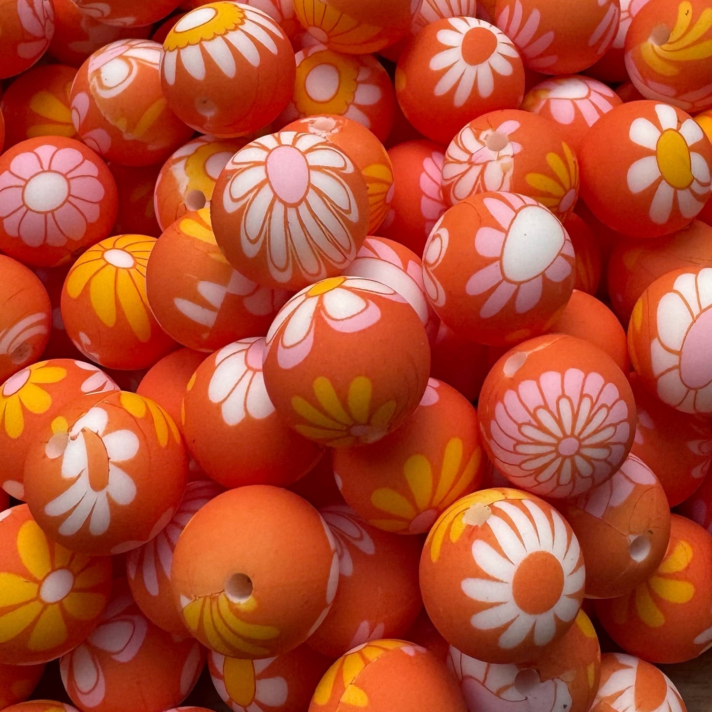 15mm Orange Daisy Silicone Bead