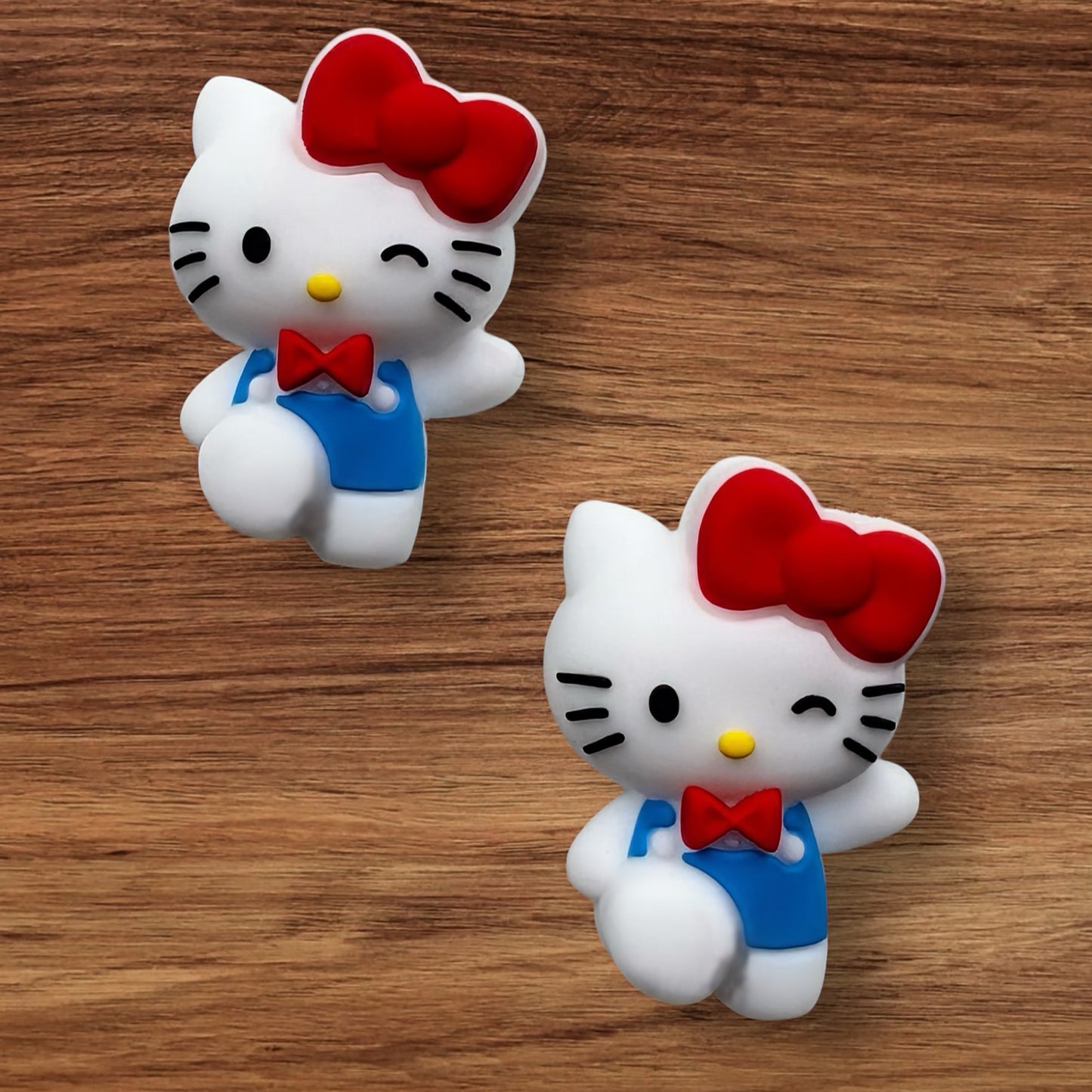 3-D Winking Kitty Focal