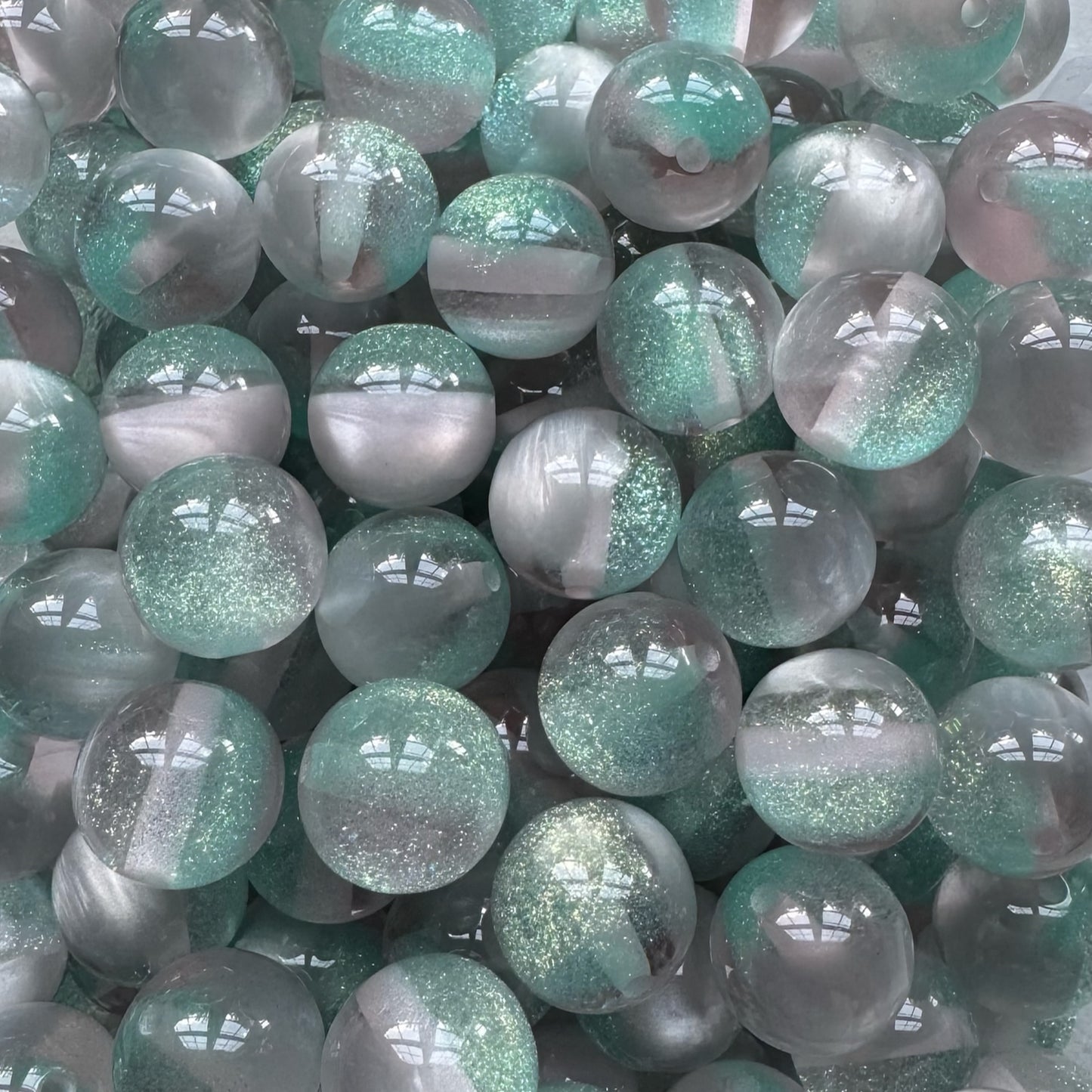 16mm Glitter Cats Eye Acrylic Bead