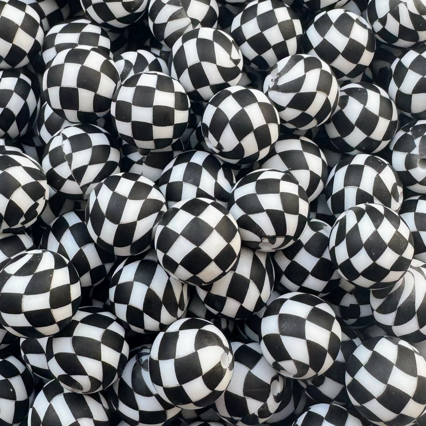 15mm Black & White Checkered Silicone Bead