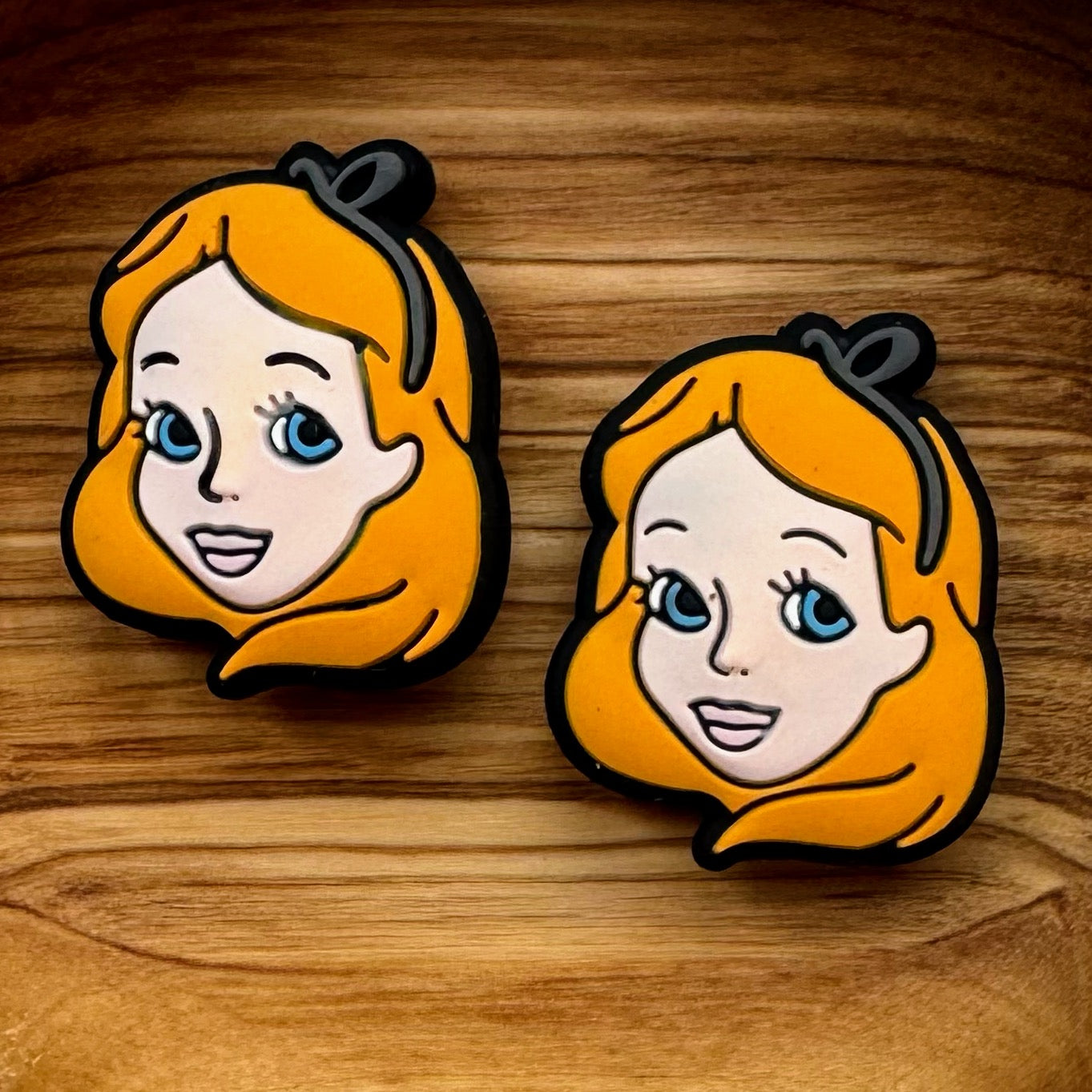 Blonde Girl in Wonderland Focal