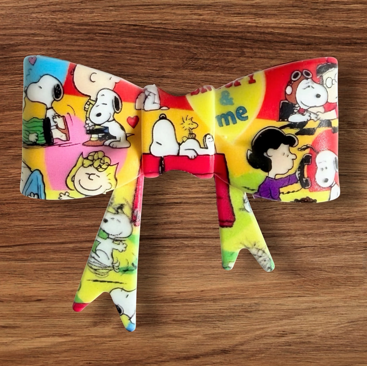 The Peanuts Gang Bow Focal