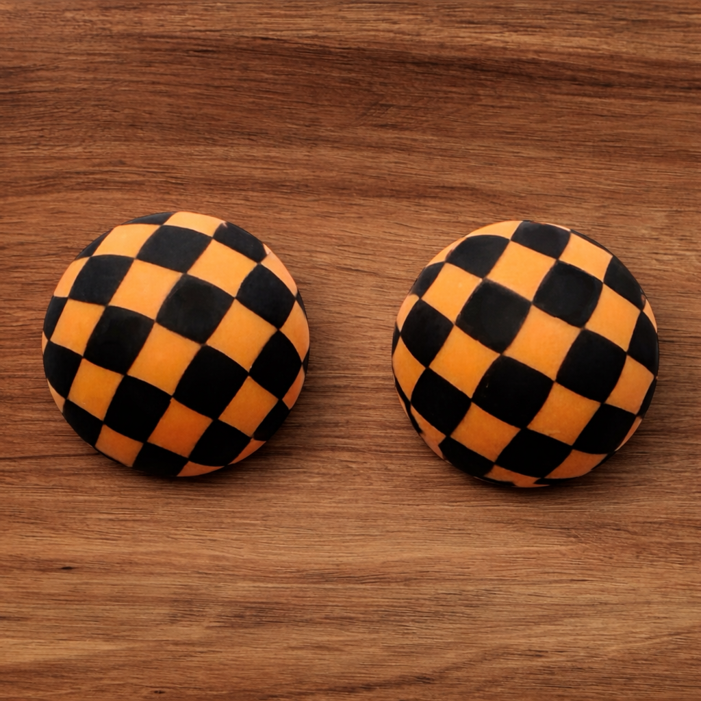 15mm Orange Checkered Silicone Bead