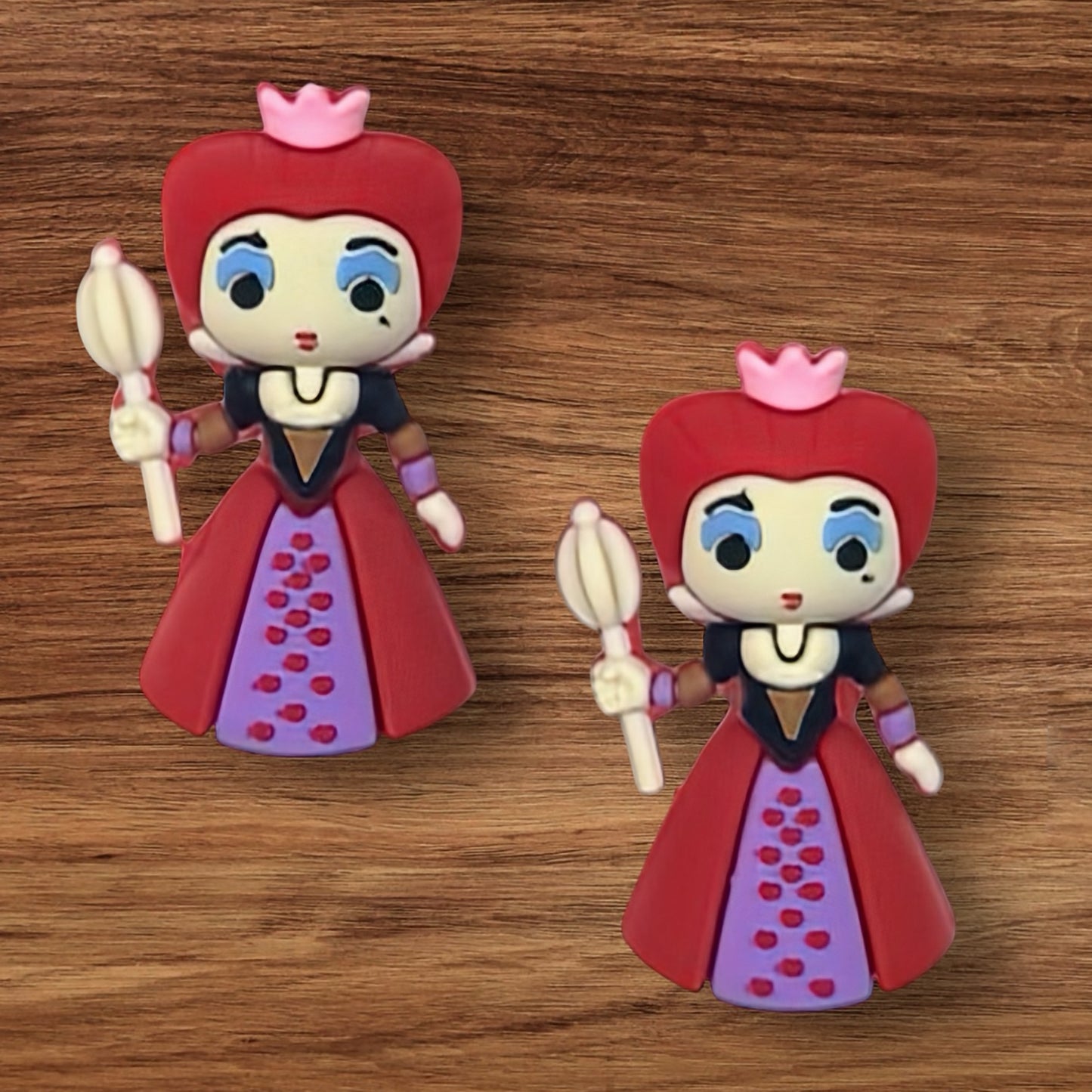 3-D Queen Focal