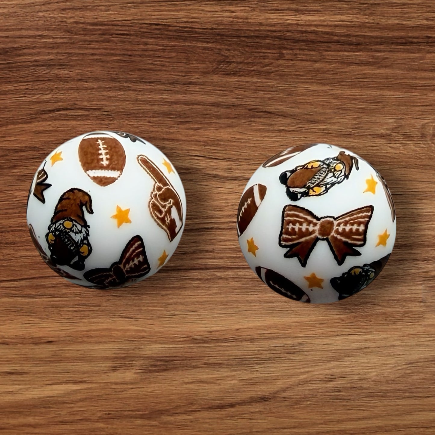 15mm Football Gnomes Silicone Bead