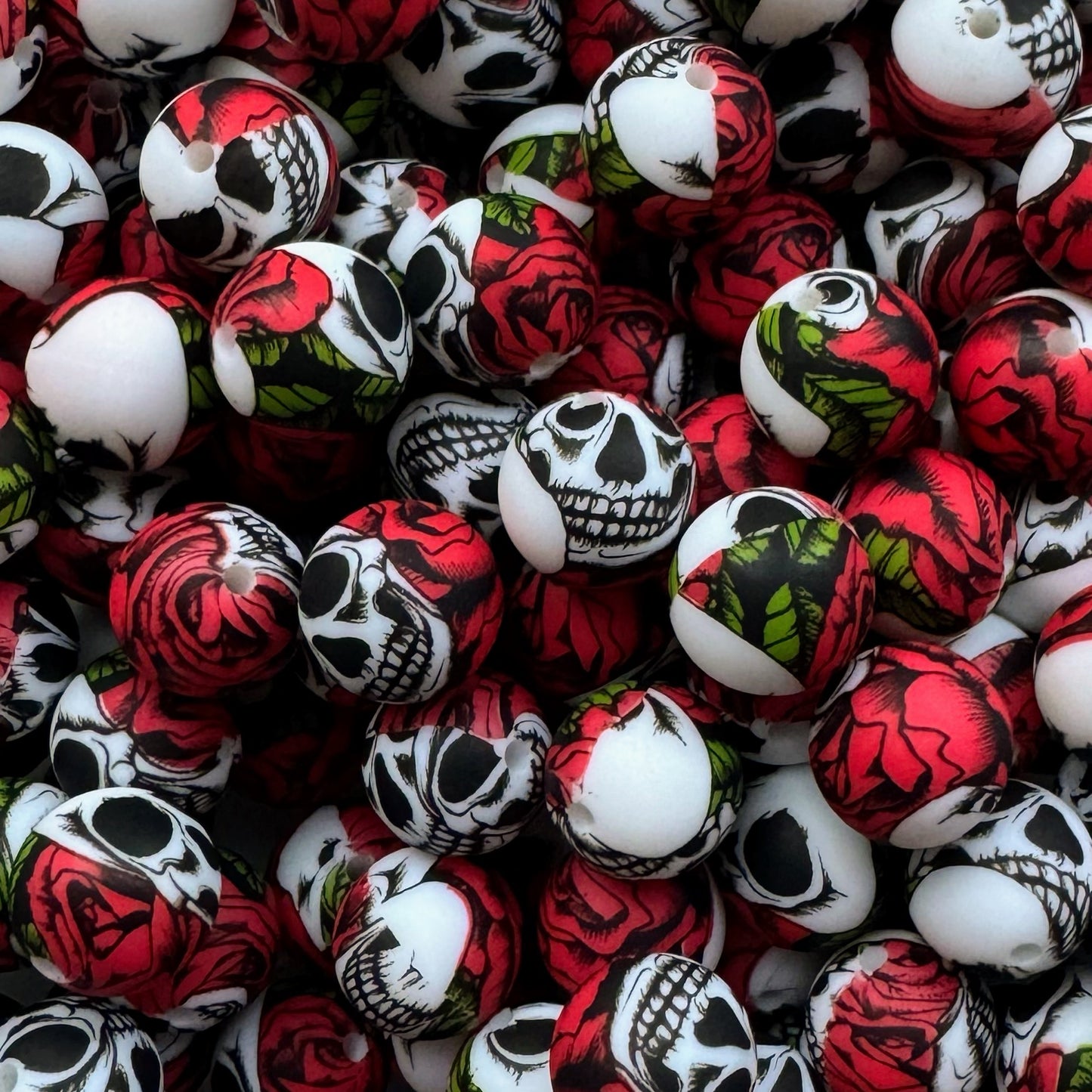 15mm Skull & Roses Silicone Bead