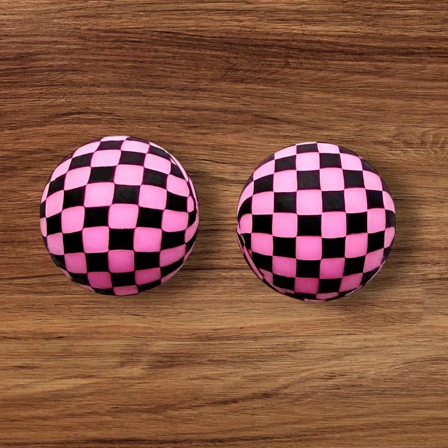 15mm Pink Checkered Silicone Bead