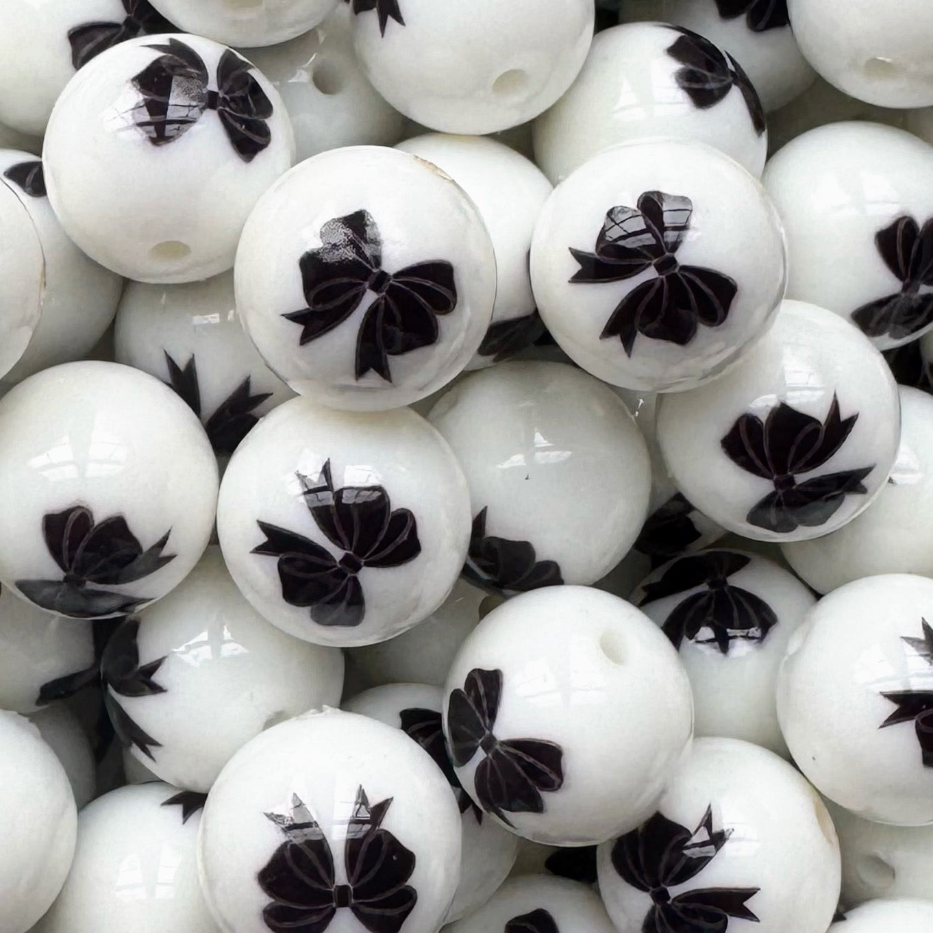 15mm Black Bow Silicone Bead