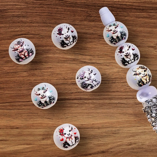16mm Cow Acrylic Beads