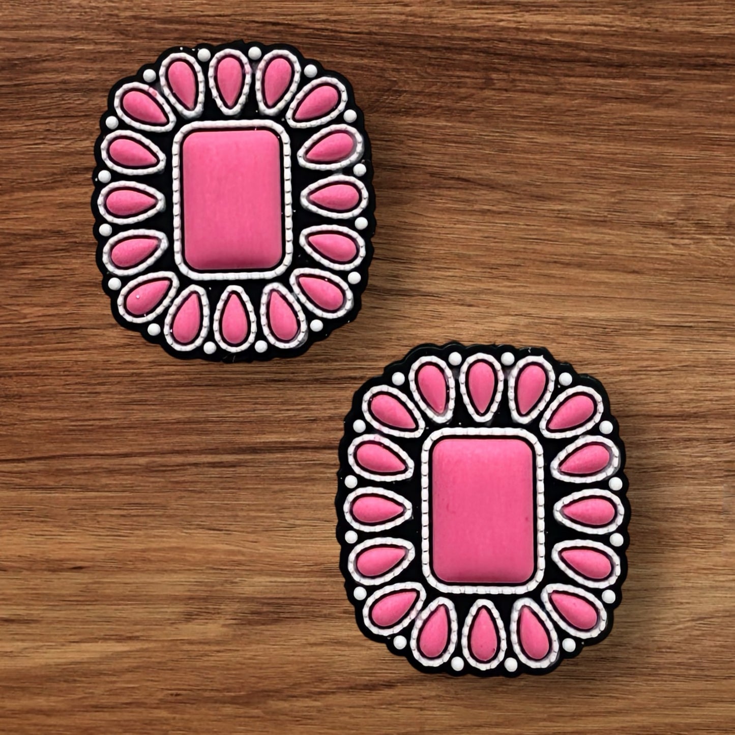 Square Western Design Focal (Light Pink)