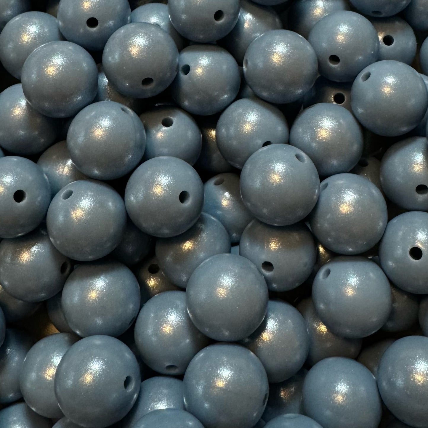 15mm Blueish Grey Chameleon Silicone Bead