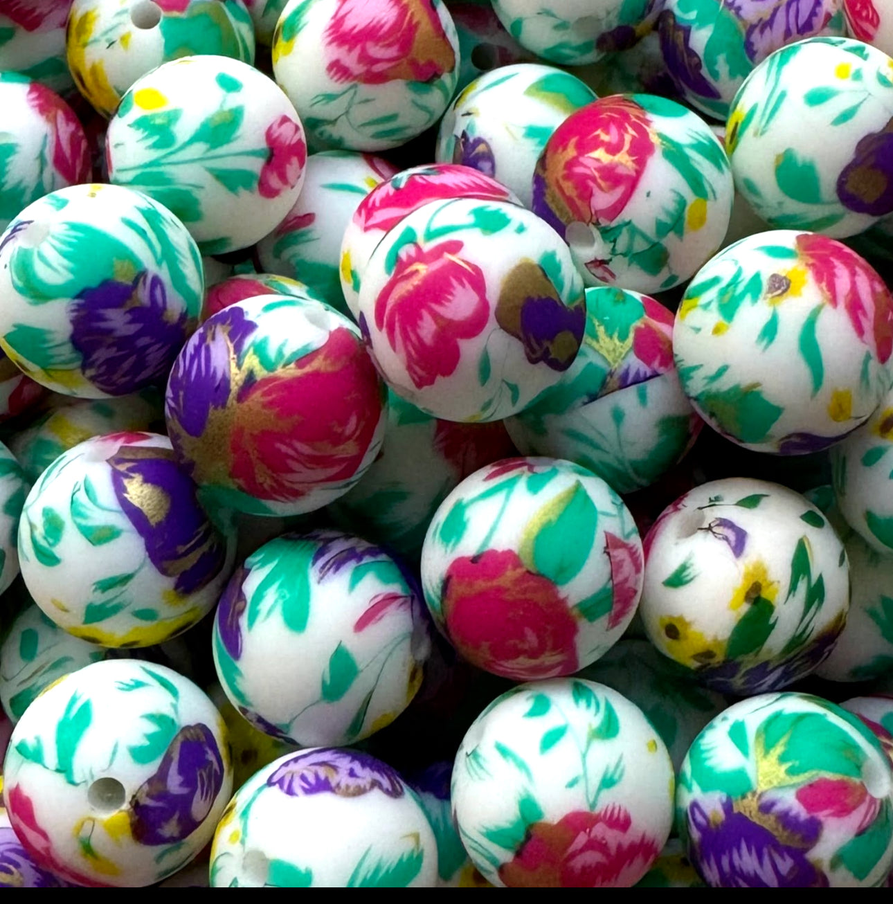15mm Floral With Gold Silicone Bead