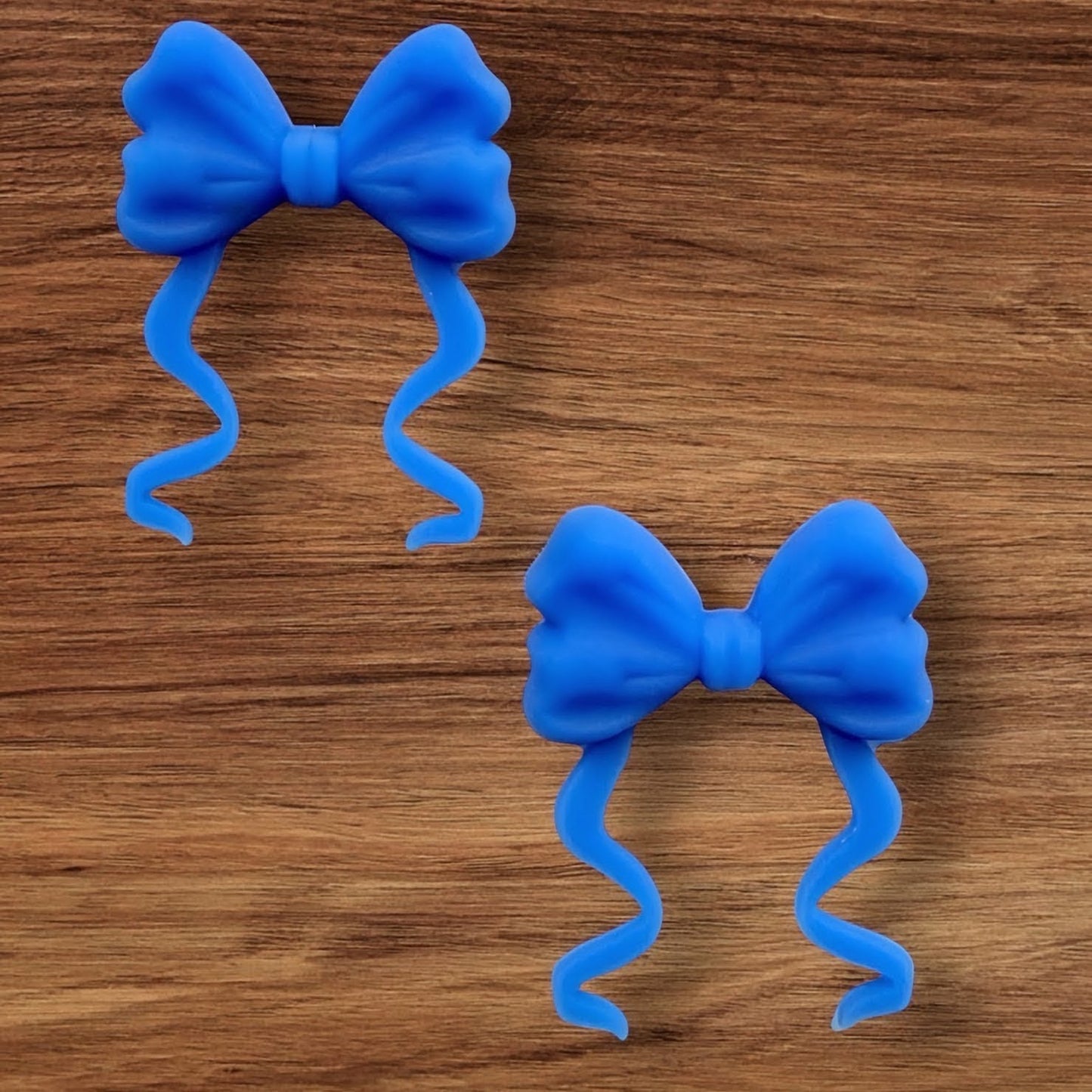 Long Tail Bow Focal (Blue)