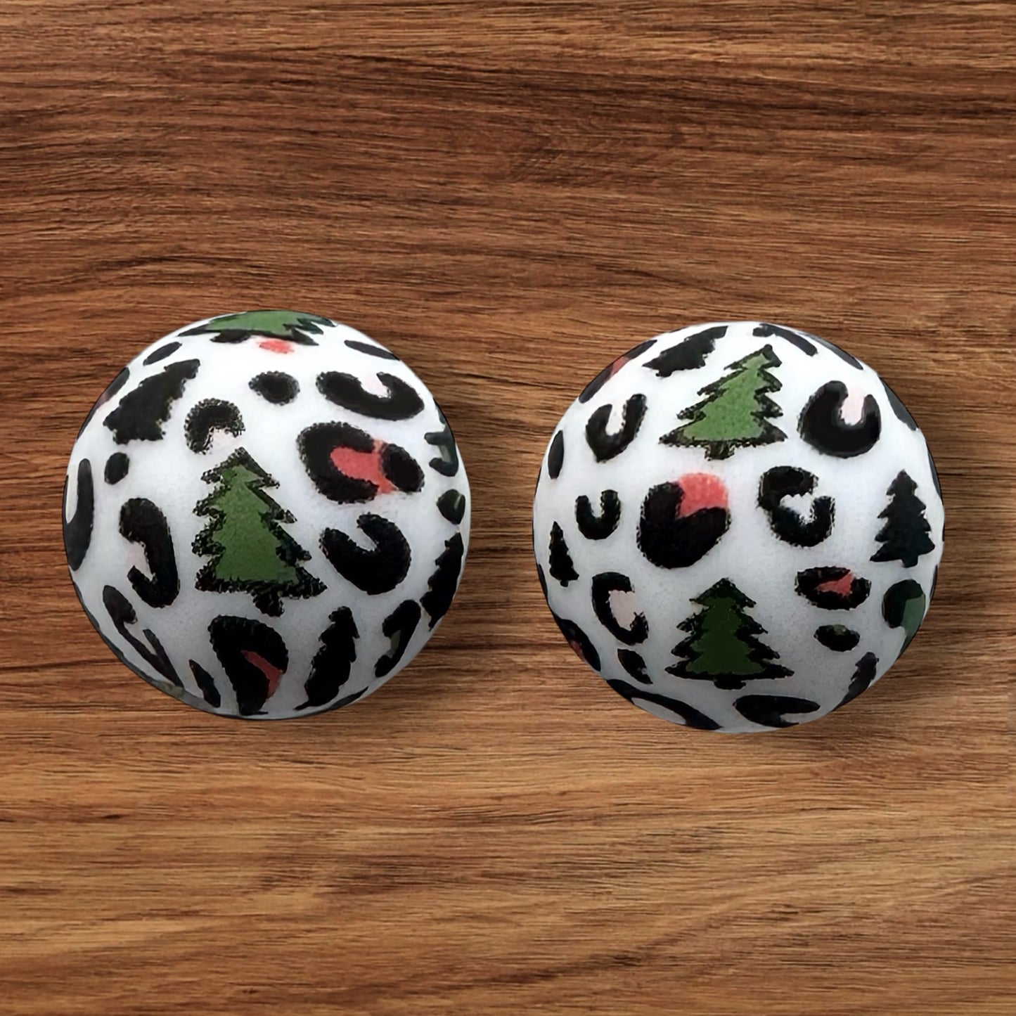 15mm Leopard Christmas Silicone Bead