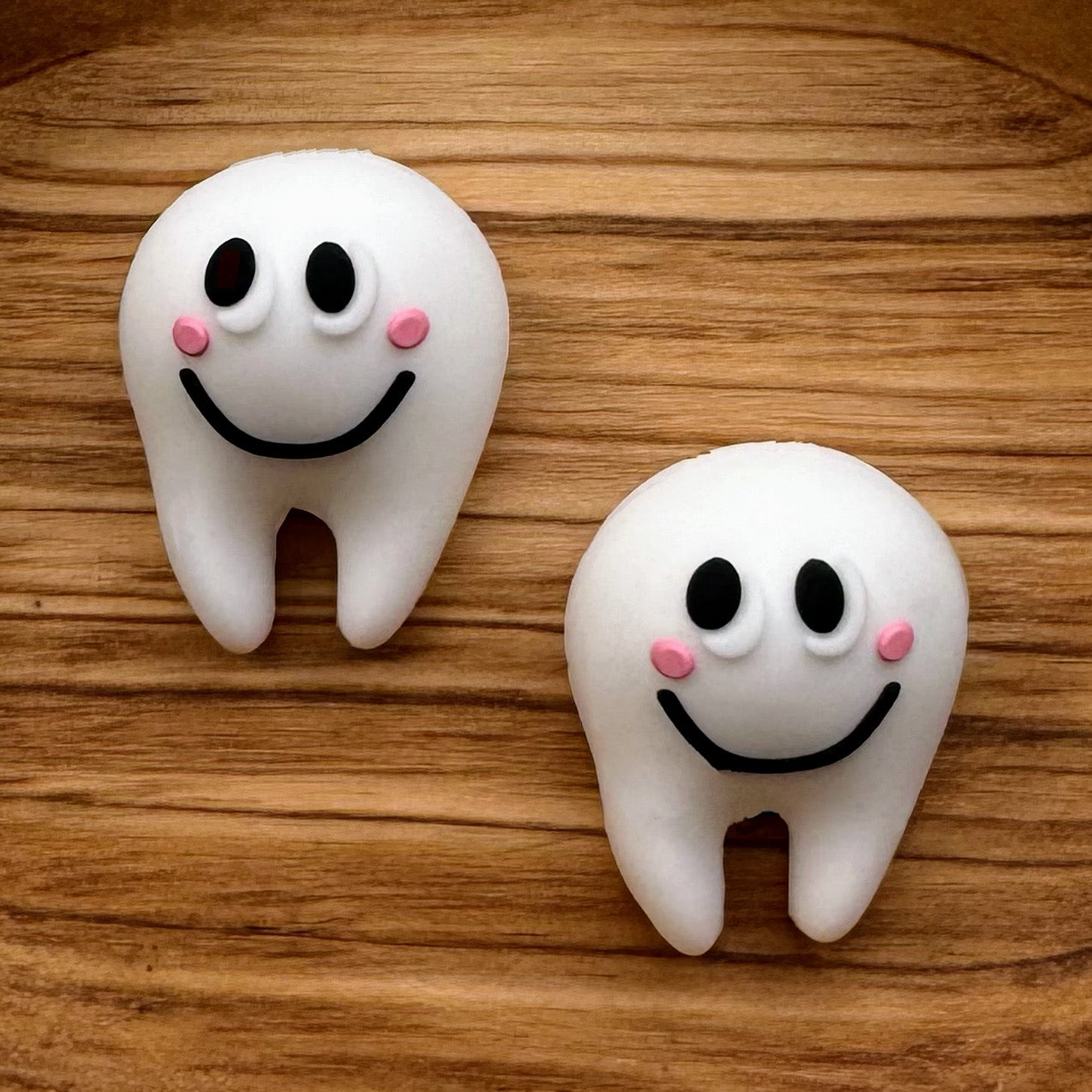 3-D Tooth Focal Bead
