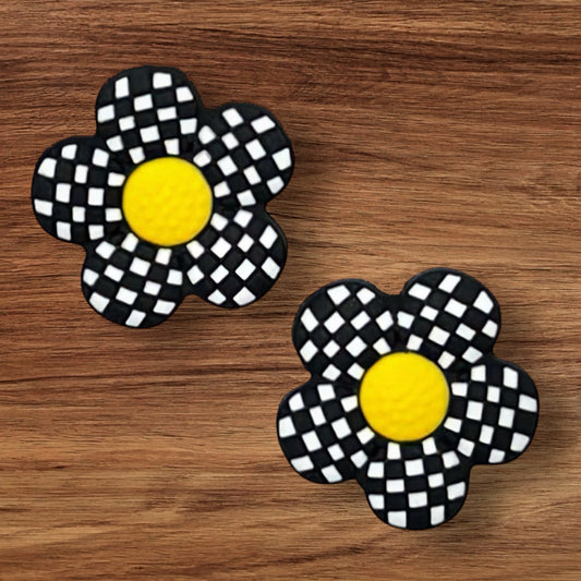 Black Checkered Flower Focal