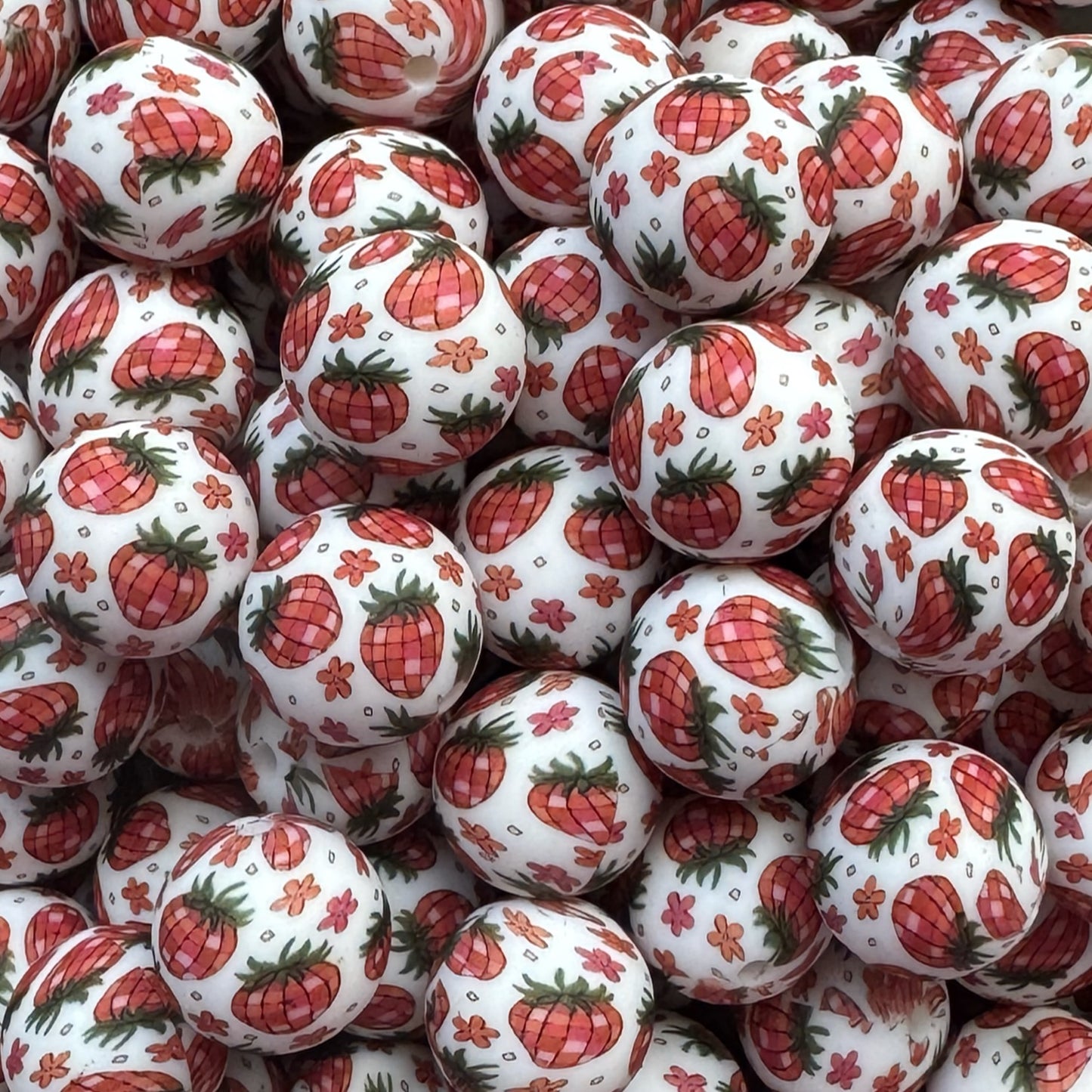15mm Strawberry Disco Silicone Bead