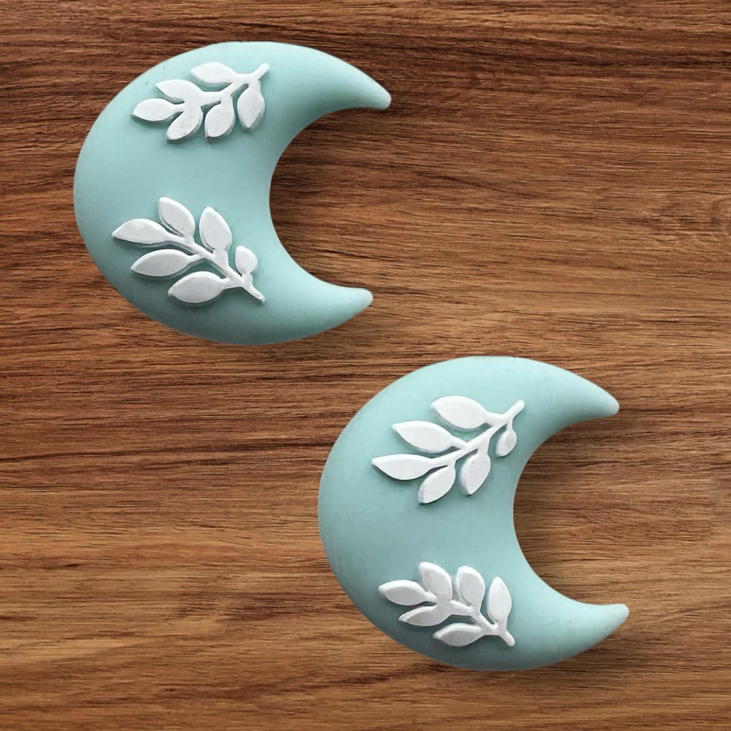 Floral Crescent Shape Focal