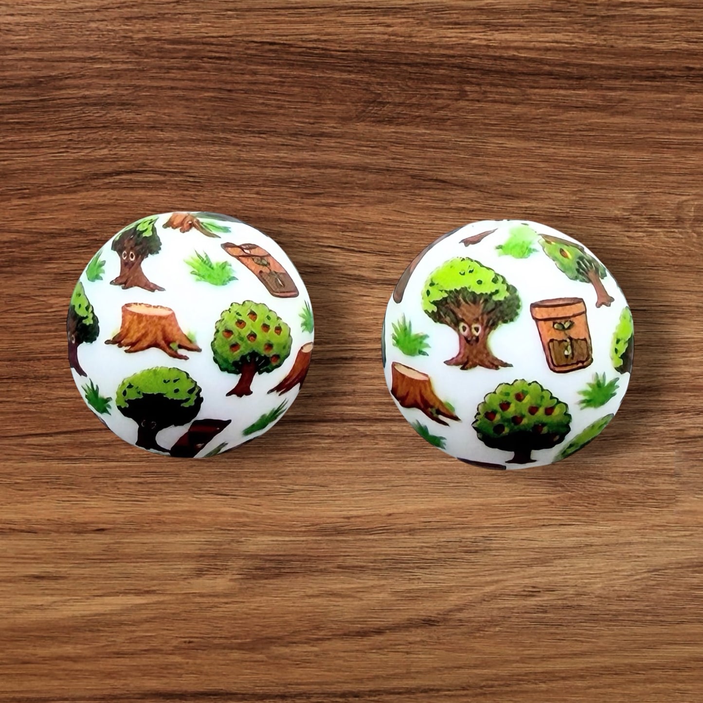 15mm Apple Tree Silicone Bead