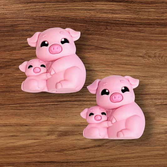 3-D Mama & Baby Pig Focal