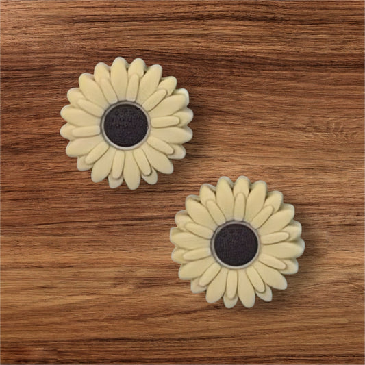 20mm Beige Sunflower Focal