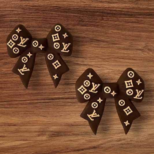 Brown Bow Focal