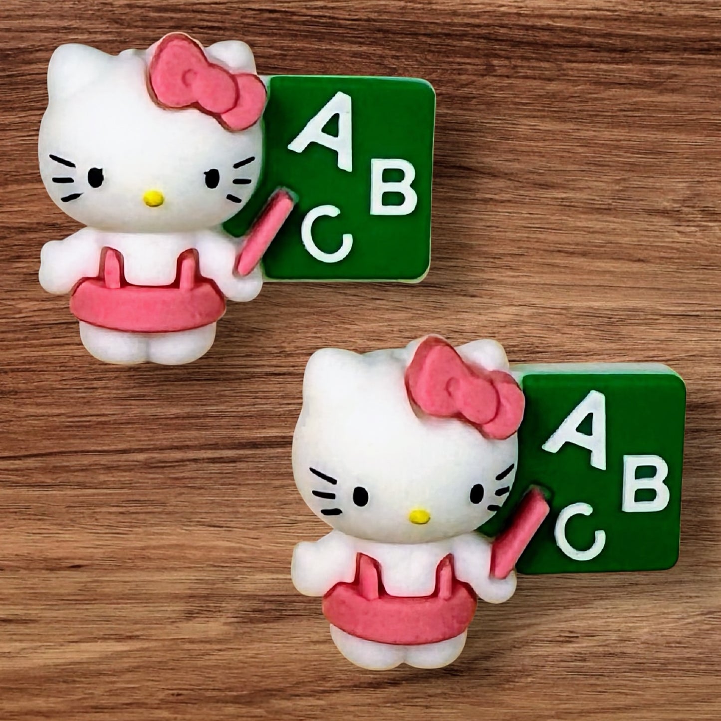 3-D Kitty Teacher Focal