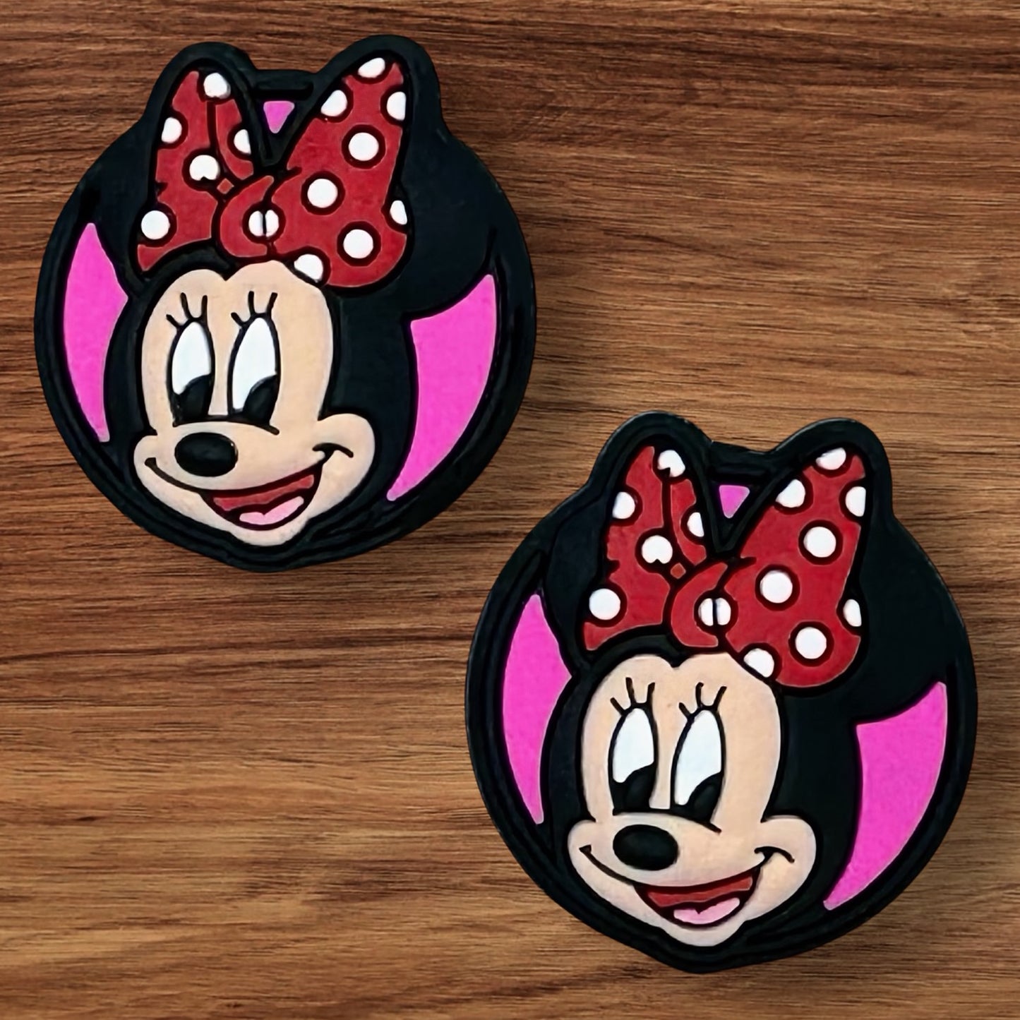 Girl Mouse Focal