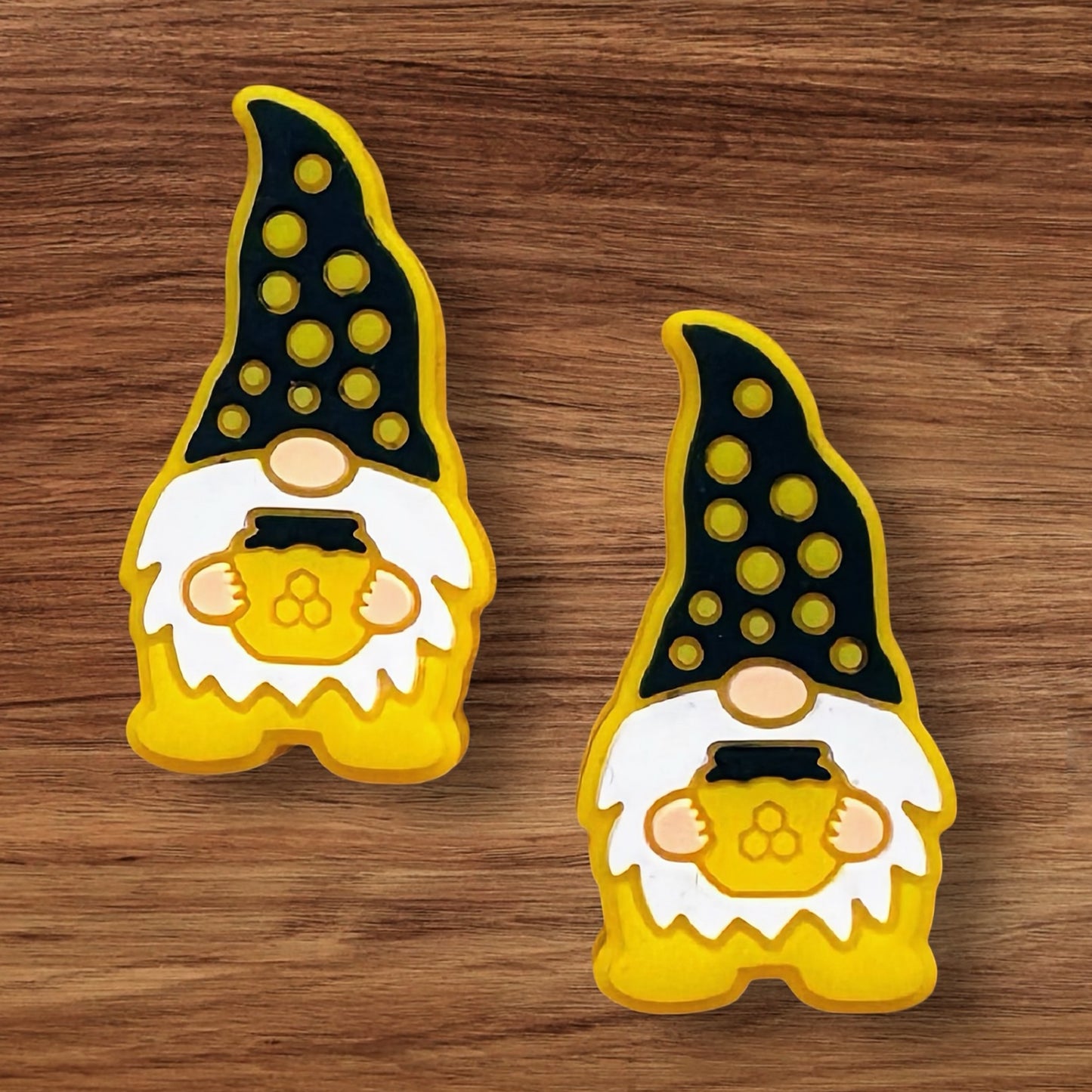 Gnome With Honey Focal