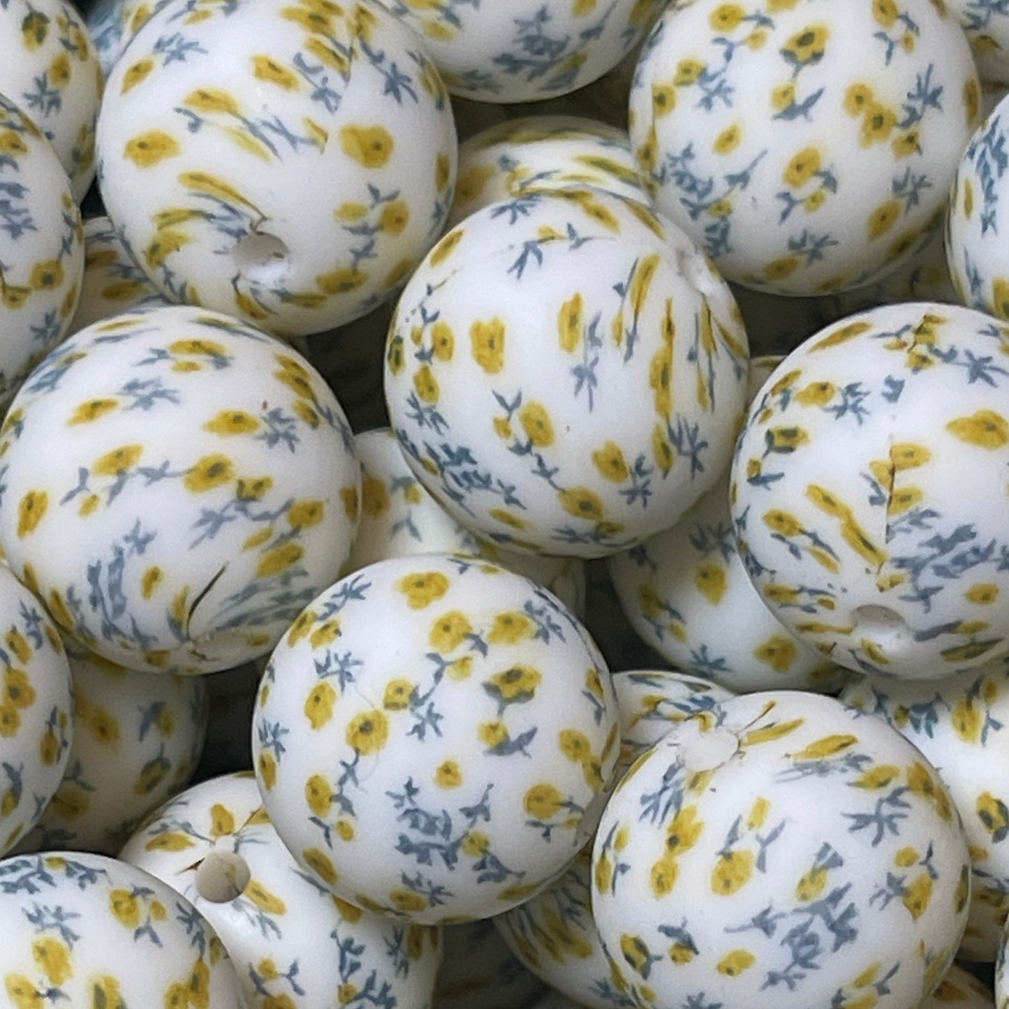 15mm Little Yellow Flowers Silicone Bead
