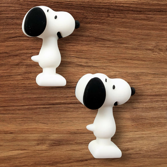 3-D White Beagle Focal
