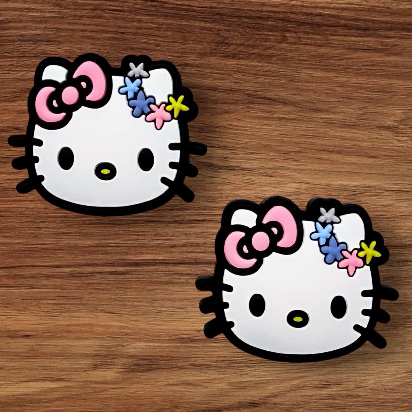 Kitty With Flowers Focal