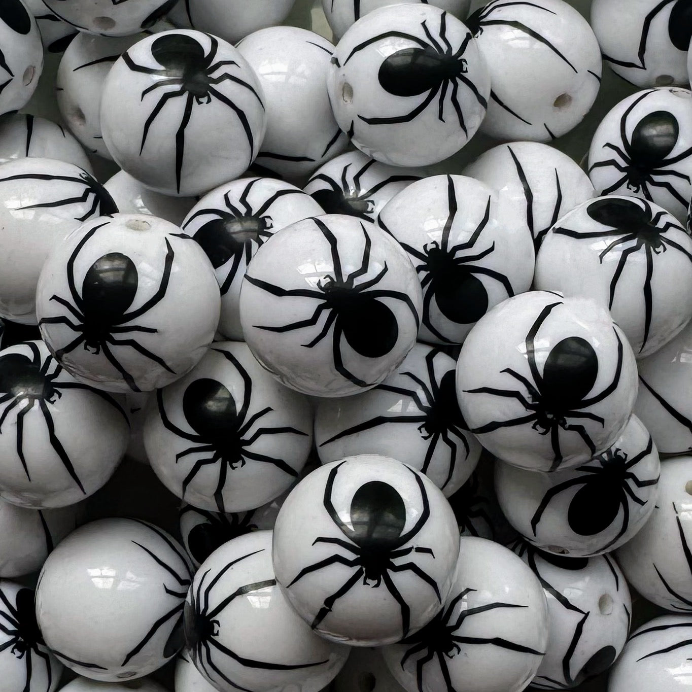 20mm Spider Acrylic Bead