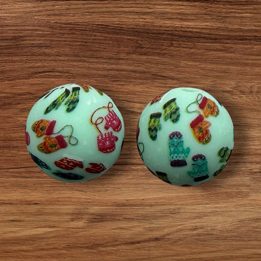 15mm Mittens Silicone Bead