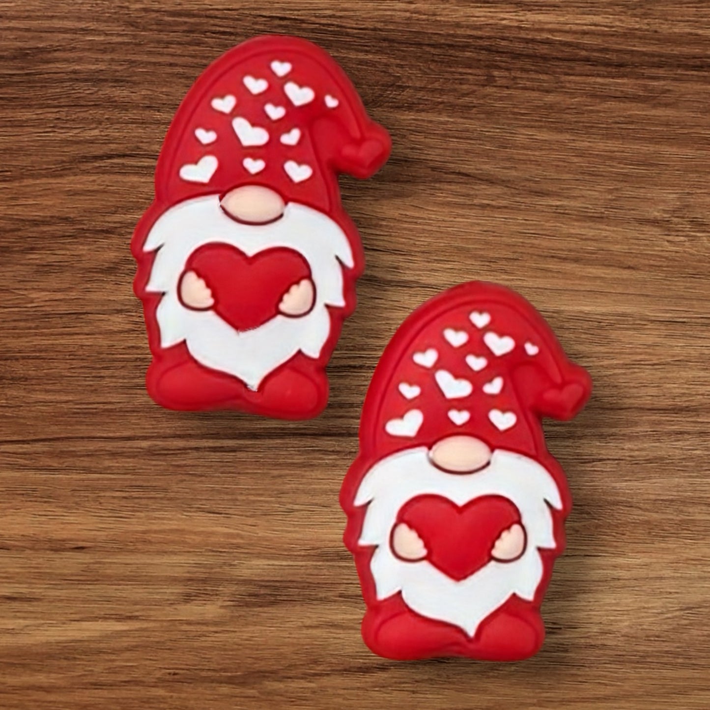 Gnome With Heart Focal