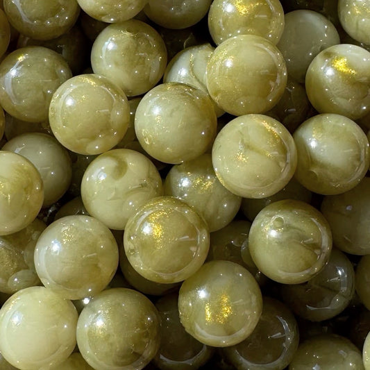 16mm Green Luster Acrylic Bead